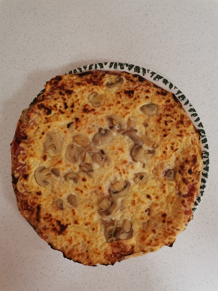 ZADRUŽNIK PIZZA